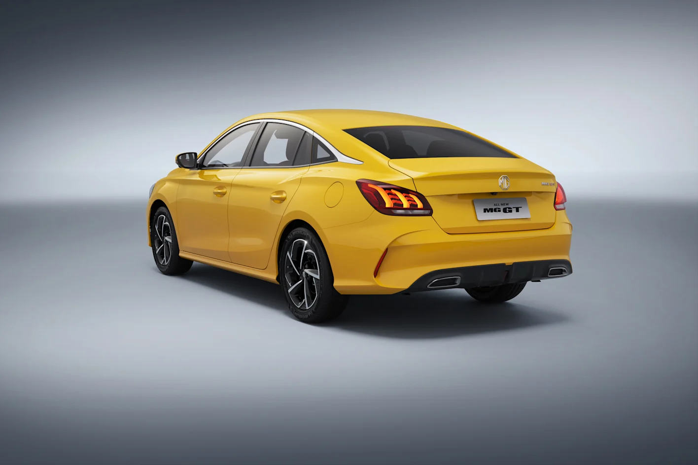 با برند نوظهور و با کیفیت MG در بازار خودرو ایران آشنا شوید 3 نمایندگی سلامتیان خودرو